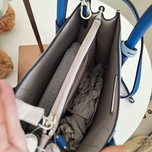 NEW Michael Kors Studio Mercer Medium Pebbled Leather Messenger Bag - Picture 9 of 10